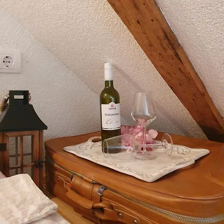 Apartman Vikendicamanja Holiday home *